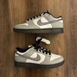 Nike Dunk Low Glitter Swoosh Grey Black Women Size 8.5 Shoes HQ3462-191